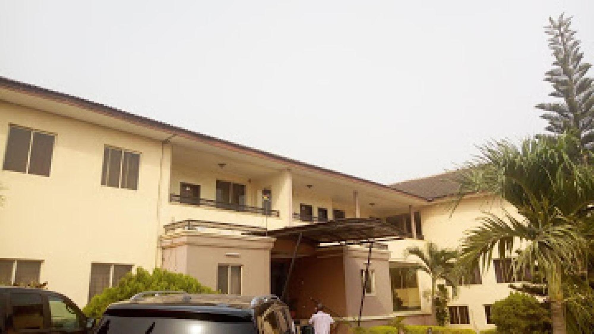 Room In Lodge - Grand Serene Hotel-Ibadan Exterior foto